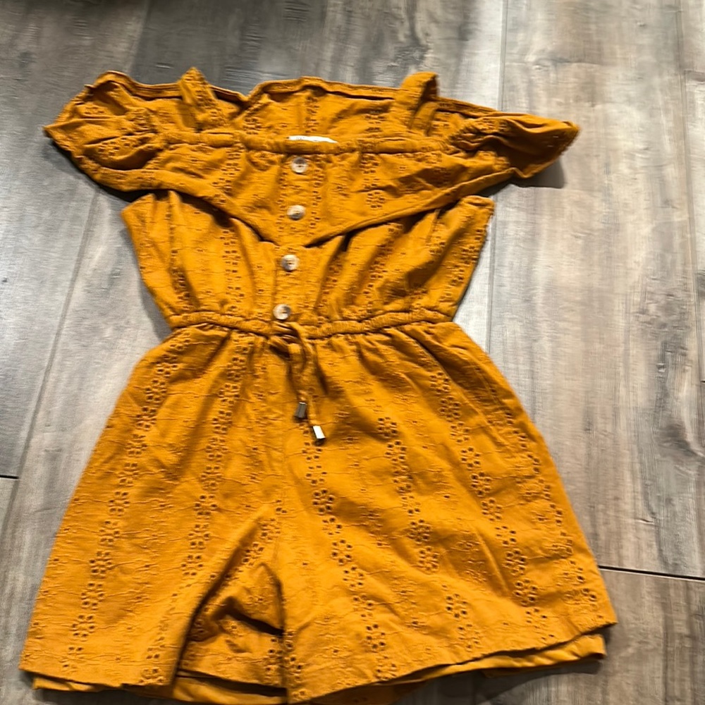 This is one of my favorites it’s from the brand rare editions in the color yello